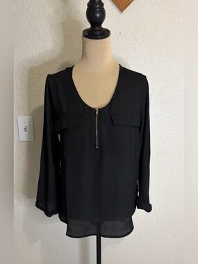 Another Story Women’s Black Medium Zip 3/4 Sleeve Blouse Black